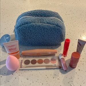 Ulta Beauty Collection Gift with Makeup Bag - New